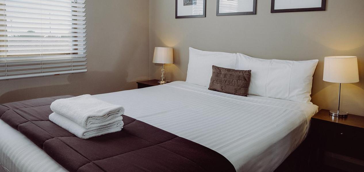 Crossroads Hotel Нарабри Екстериор снимка