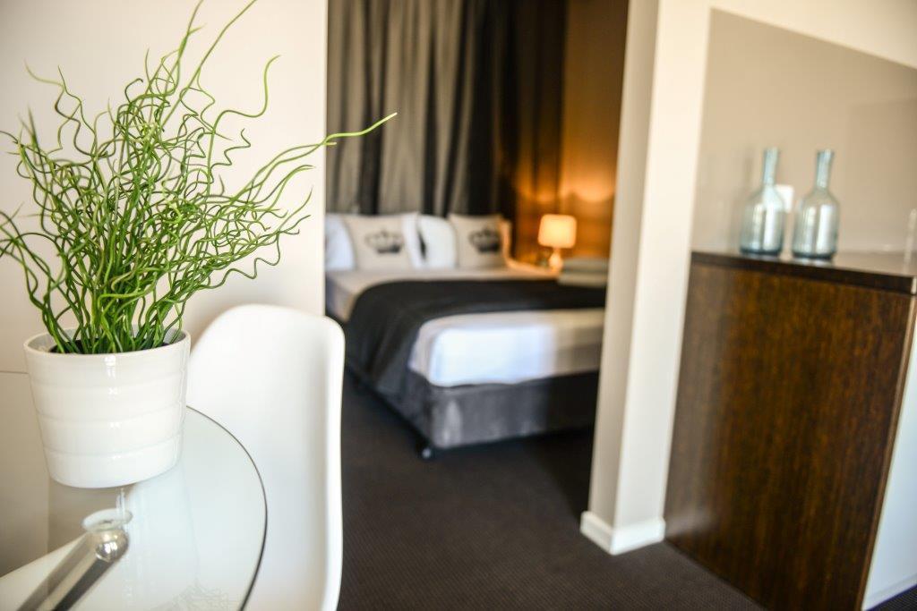Crossroads Hotel Нарабри Стая снимка